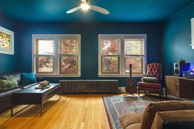 5451 N Lynch Avenue, Chicago, IL 60630