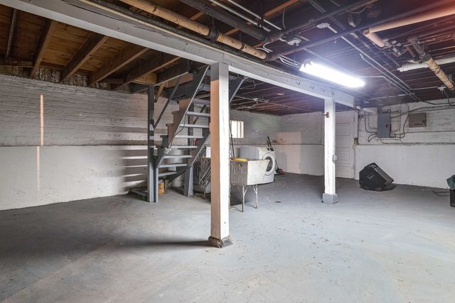 5451 N Lynch Avenue, Chicago, IL 60630