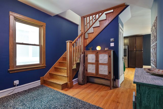 5451 N Lynch Avenue, Chicago, IL 60630