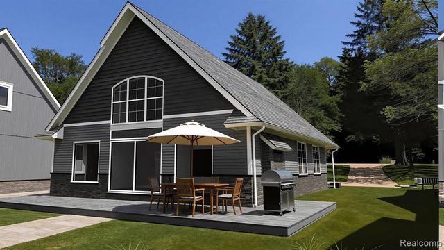 9170 River Valley Road, Brighton, MI 48116