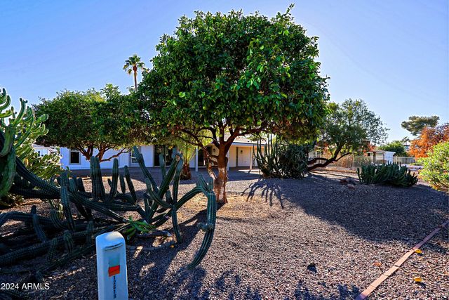 17610 N BUNTLINE Drive, Sun City West, AZ 85375