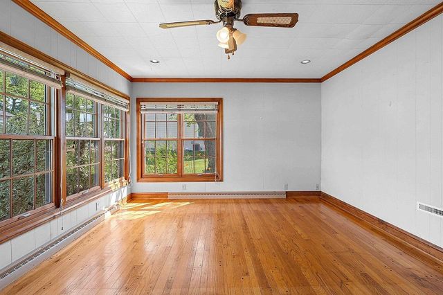 1313 LOST DAUPHIN ROAD, De Pere, WI 54115