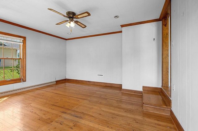 1313 LOST DAUPHIN ROAD, De Pere, WI 54115