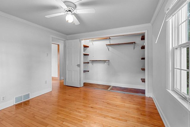 1313 LOST DAUPHIN ROAD, De Pere, WI 54115