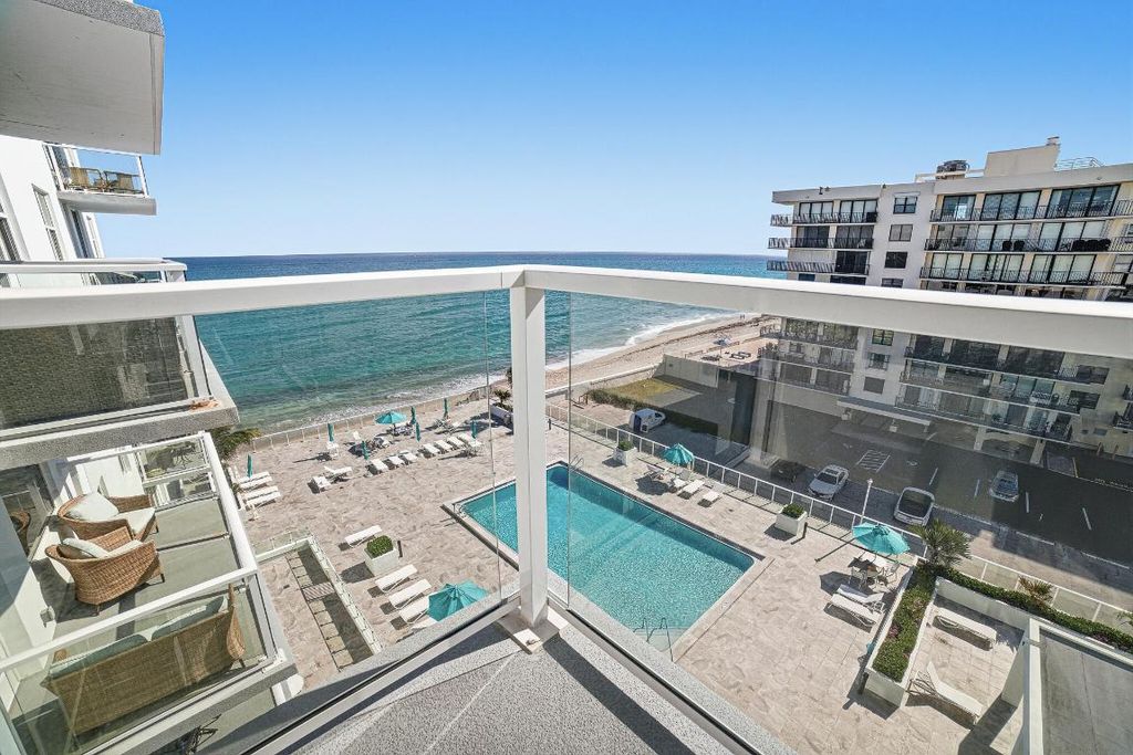 Image 32 of property listing at 3450 S Ocean Boulevard 611, Palm Beach, FL 33480