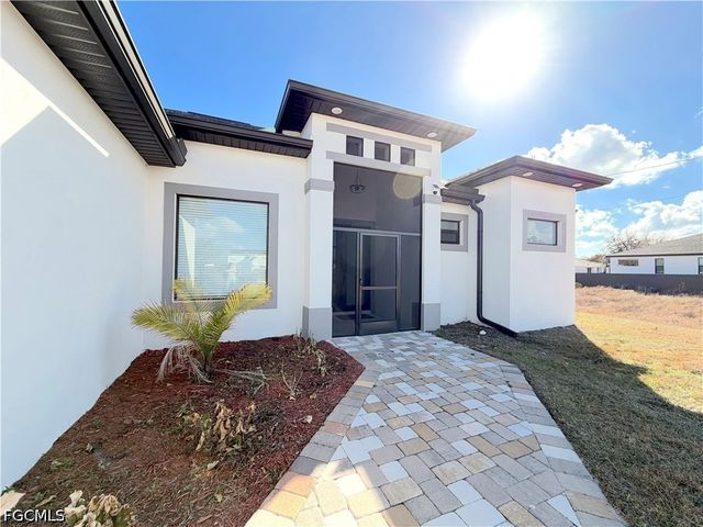 4101 33rd ST SW, Lehigh Acres, FL 33976