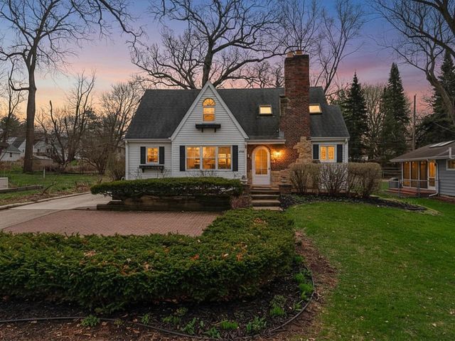 4406 Winnequah Road, Monona, WI 53716