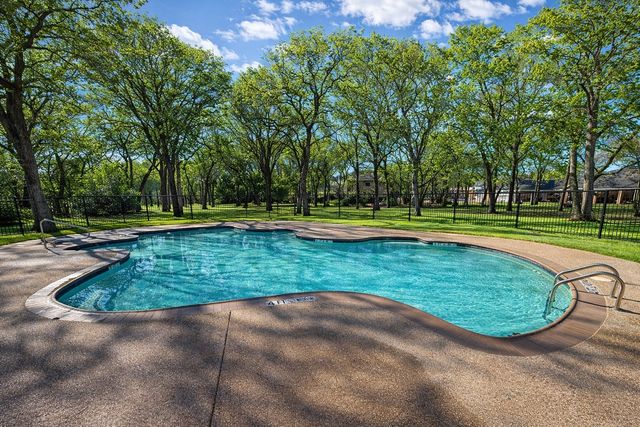 3360 Forest Glen Drive, Corinth, TX 76210