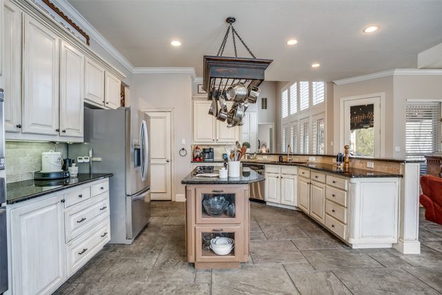 3360 Forest Glen Drive, Corinth, TX 76210