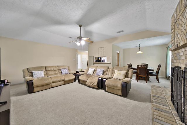 2820 Sugar Wood Drive, League City, TX 77573
