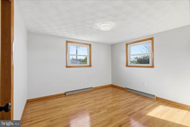 3340 MINTON DR, York, PA 17402