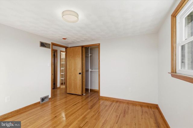 3340 MINTON DR, York, PA 17402