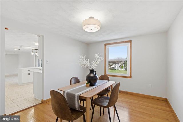 3340 MINTON DR, York, PA 17402