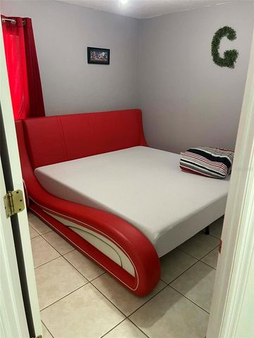 11716 MANGO CROSS COURT, Seffner, FL 33584