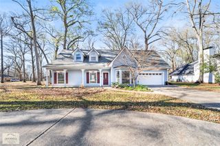 125 Lucky Lane, Bossier City, LA 71112