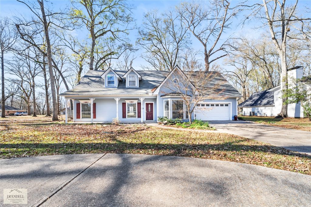 125 Lucky Lane, Bossier City, LA 71112