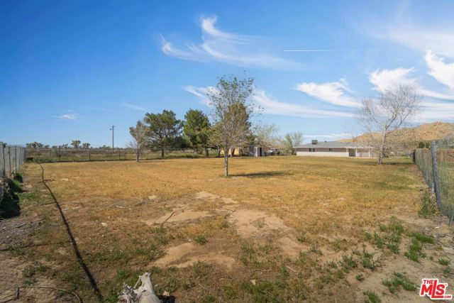 15018 E Avenue Q7, Palmdale, CA 93591