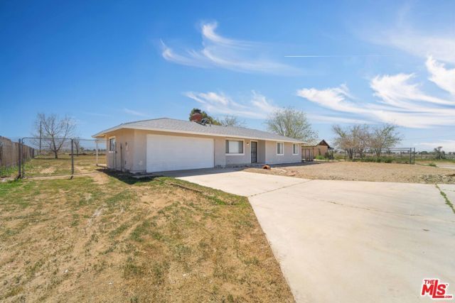 15018 E Avenue Q7, Palmdale, CA 93591