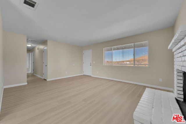 15018 E Avenue Q7, Palmdale, CA 93591