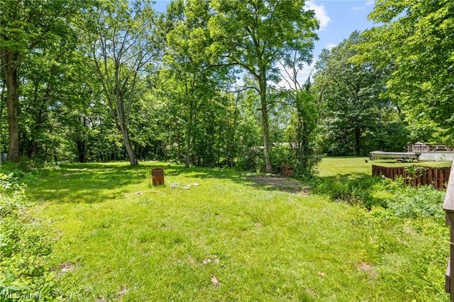 889 Grayton Road, Berea, OH 44017