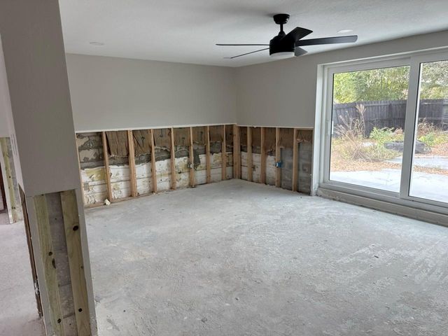 3934 HUNTINGTON STREET NE, St Petersburg, FL 33703