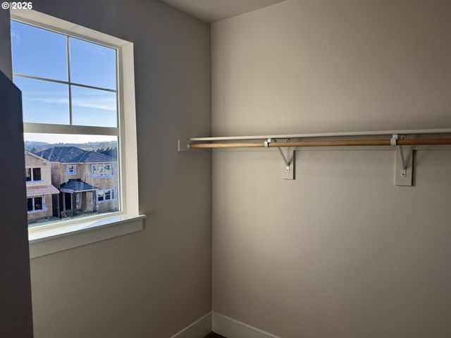 16847 Sw Pomelo Dr, King City, OR 97140