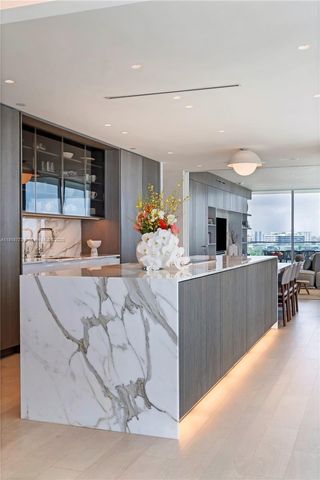 10203 Collins Ave 701, Bal Harbour, FL 33154