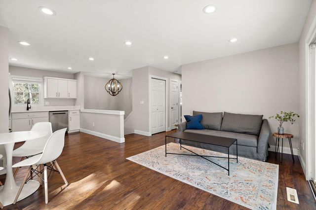 2760 Grove Lane, Mound, MN 55364