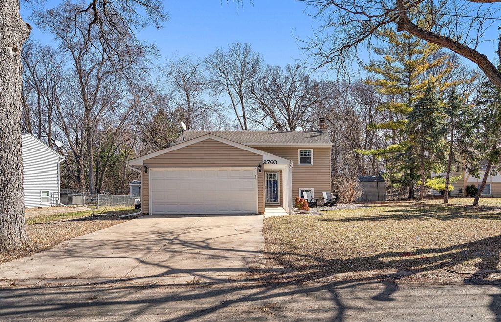 2760 Grove Lane, Mound, MN 55364