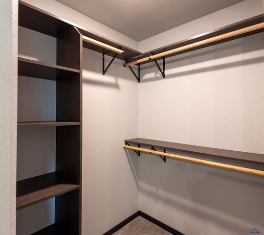 21872 ANTELOPE CREEK RD, Box Elder, SD 57719