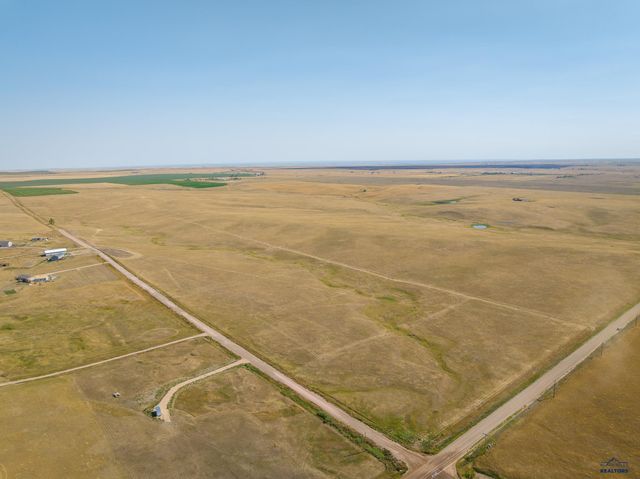 21872 ANTELOPE CREEK RD, Box Elder, SD 57719