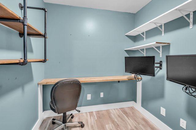 18 Davis Ln, Lawrenceburg, TN 38464