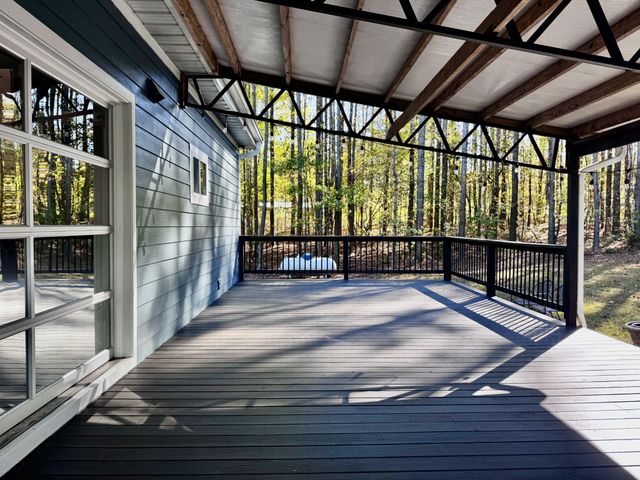 18 Davis Ln, Lawrenceburg, TN 38464