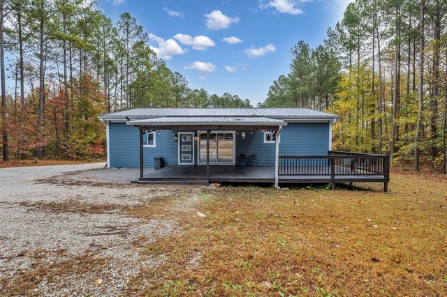 18 Davis Ln, Lawrenceburg, TN 38464