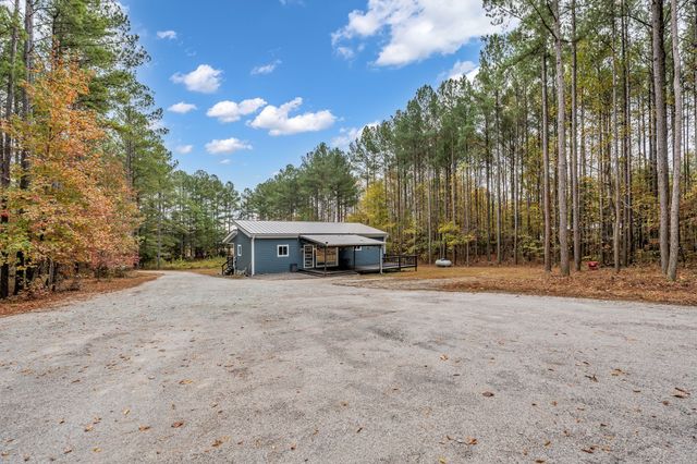 18 Davis Ln, Lawrenceburg, TN 38464