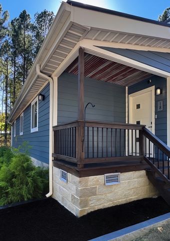 18 Davis Ln, Lawrenceburg, TN 38464