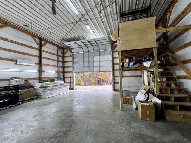 18 Davis Ln, Lawrenceburg, TN 38464