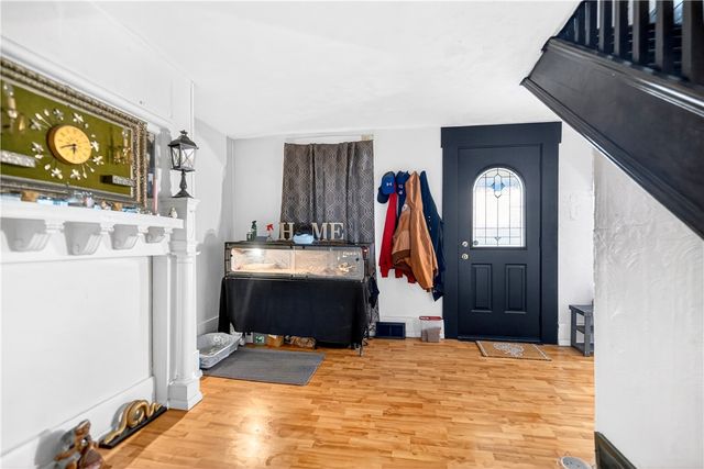 129 5th St, California, PA 15419