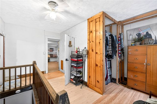 129 5th St, California, PA 15419