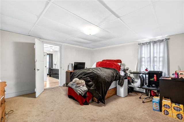 129 5th St, California, PA 15419