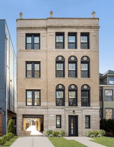 1535 W Estes Avenue 4, Chicago, IL 60626