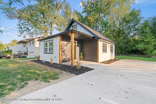 2045 Moffitt Street, Lansing, MI 48911