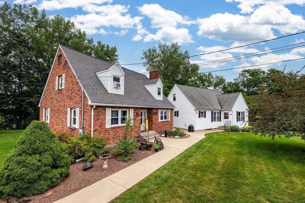 5 Ravine Street, Windsor Locks, CT 06096