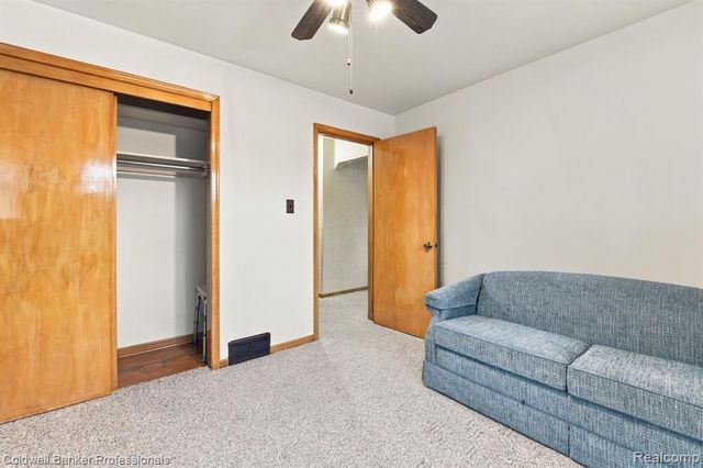 23131 Playview Street, Saint Clair Shores, MI 48082