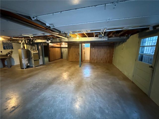 2431 N 73rd Place, Kansas City, KS 66109