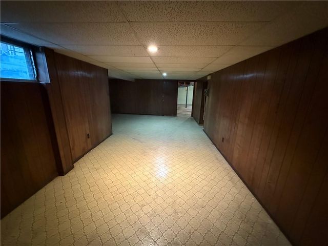 2431 N 73rd Place, Kansas City, KS 66109