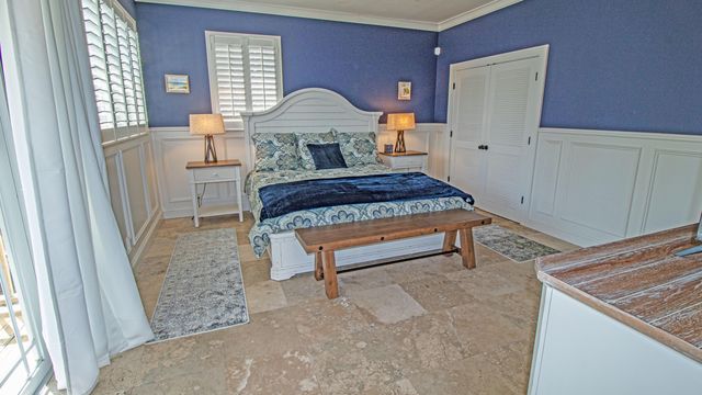5592 SE Reef Way, Stuart, FL 34997
