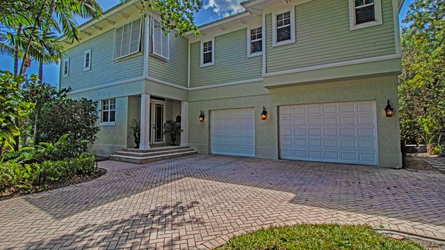 5592 SE Reef Way, Stuart, FL 34997