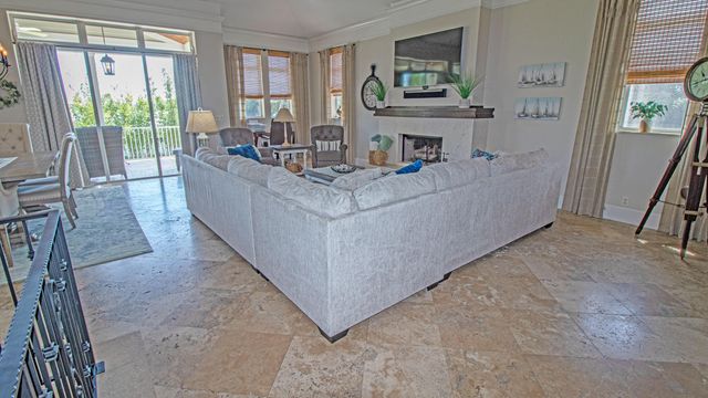 5592 SE Reef Way, Stuart, FL 34997