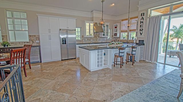 5592 SE Reef Way, Stuart, FL 34997